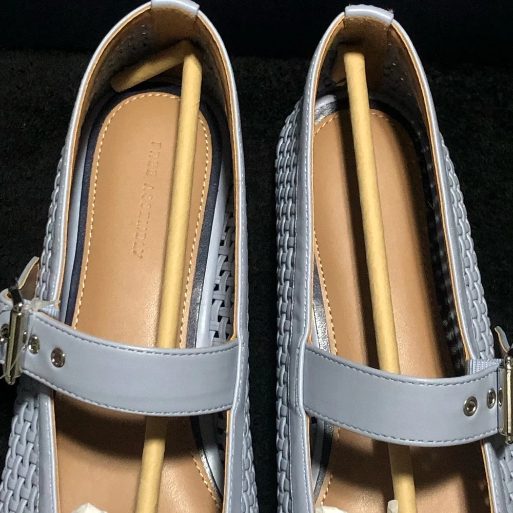 Free Assembly Women’s Woven FA Mary Jane Flat, Size 11, Memory Foam, Light Blue